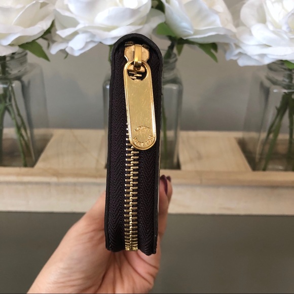 ❗️SOLD❗️Louis Vuitton Monogram Vernis Zippy Wallet - Picture 5 of 8